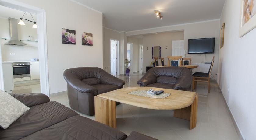 Apartments Damjanovic Makarska Phòng bức ảnh
