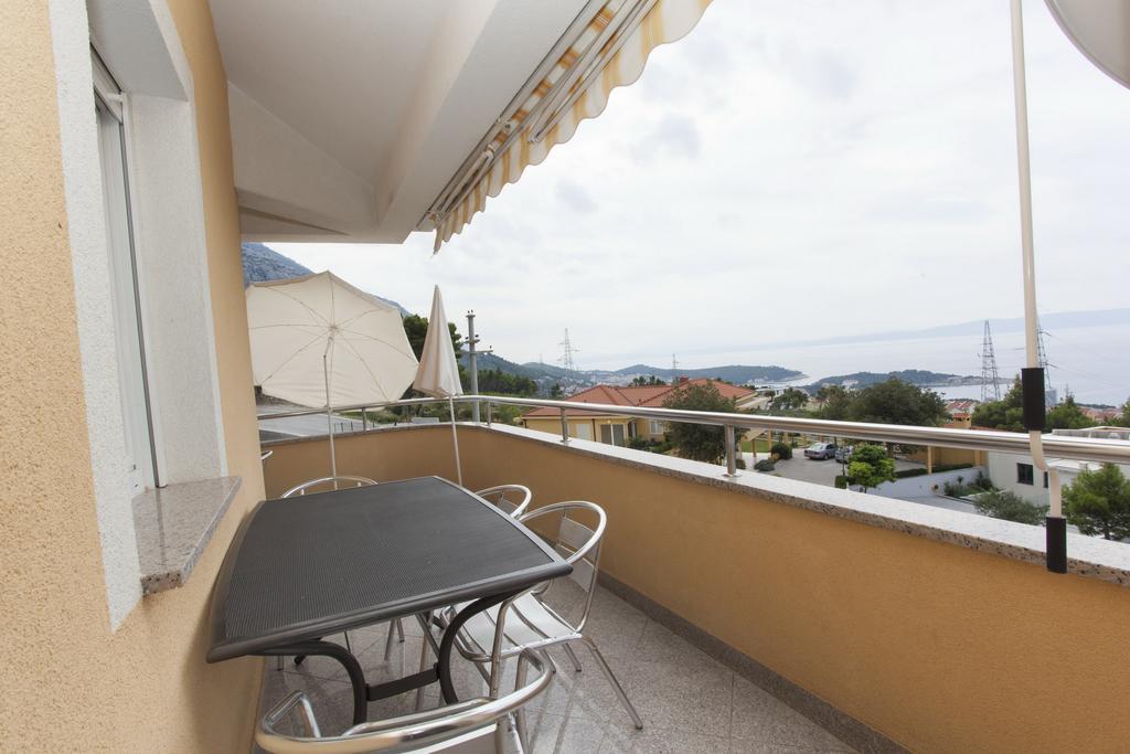 Apartments Damjanovic Makarska Phòng bức ảnh