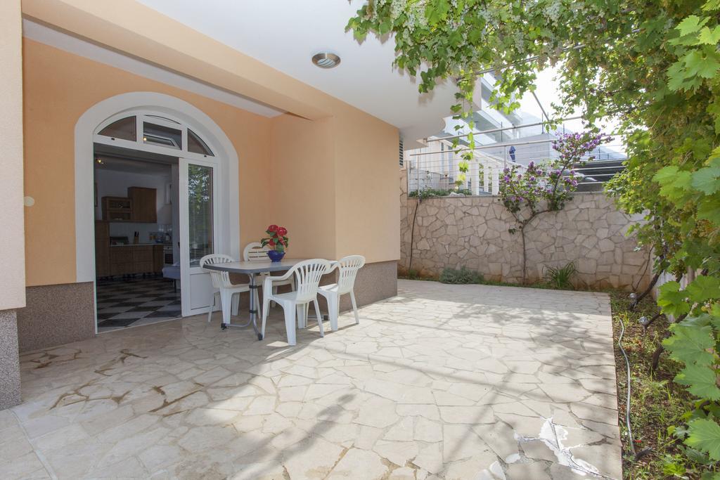Apartments Damjanovic Makarska Ngoại thất bức ảnh