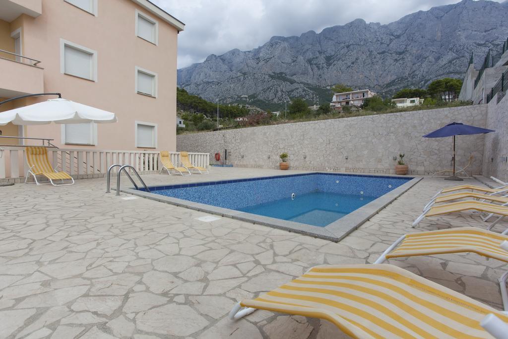 Apartments Damjanovic Makarska Ngoại thất bức ảnh