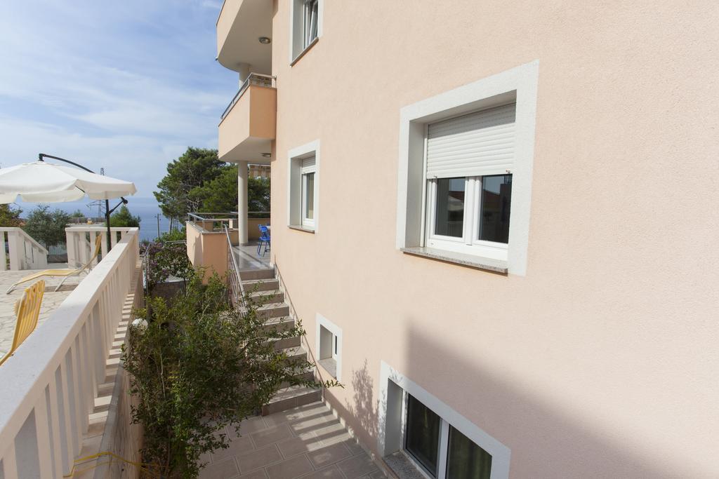 Apartments Damjanovic Makarska Ngoại thất bức ảnh