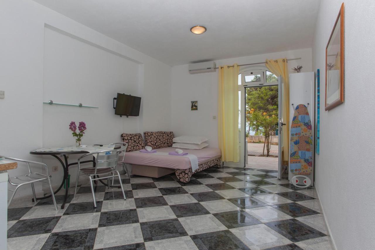 Apartments Damjanovic Makarska Ngoại thất bức ảnh